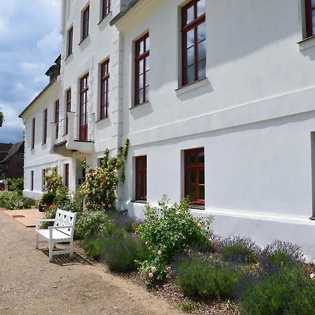 In Satow Mit Garten, Cleaning Included *