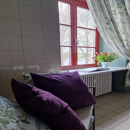 Apartman In Satow Mit Garten, Cleaning Included *